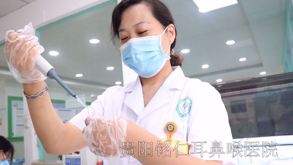 潛心專研，以醫(yī)療質(zhì)量為基礎(chǔ)