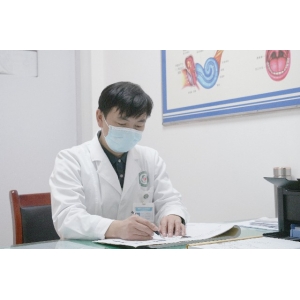 提高服務(wù)意識(shí)，優(yōu)化醫(yī)患溝通