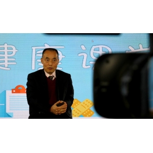 完善人才梯隊(duì)建設(shè)，提高核心競爭力