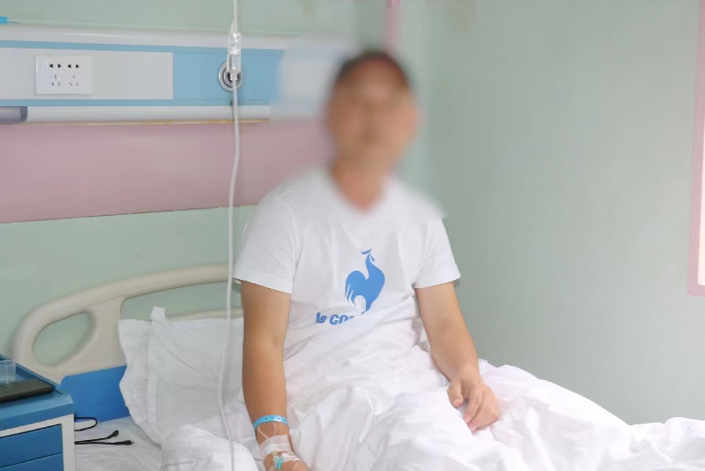 男子誤吞魚刺，術(shù)后取出3厘米長(zhǎng)倒置雙頭銳利魚骨，直呼僥幸得救！(圖3)